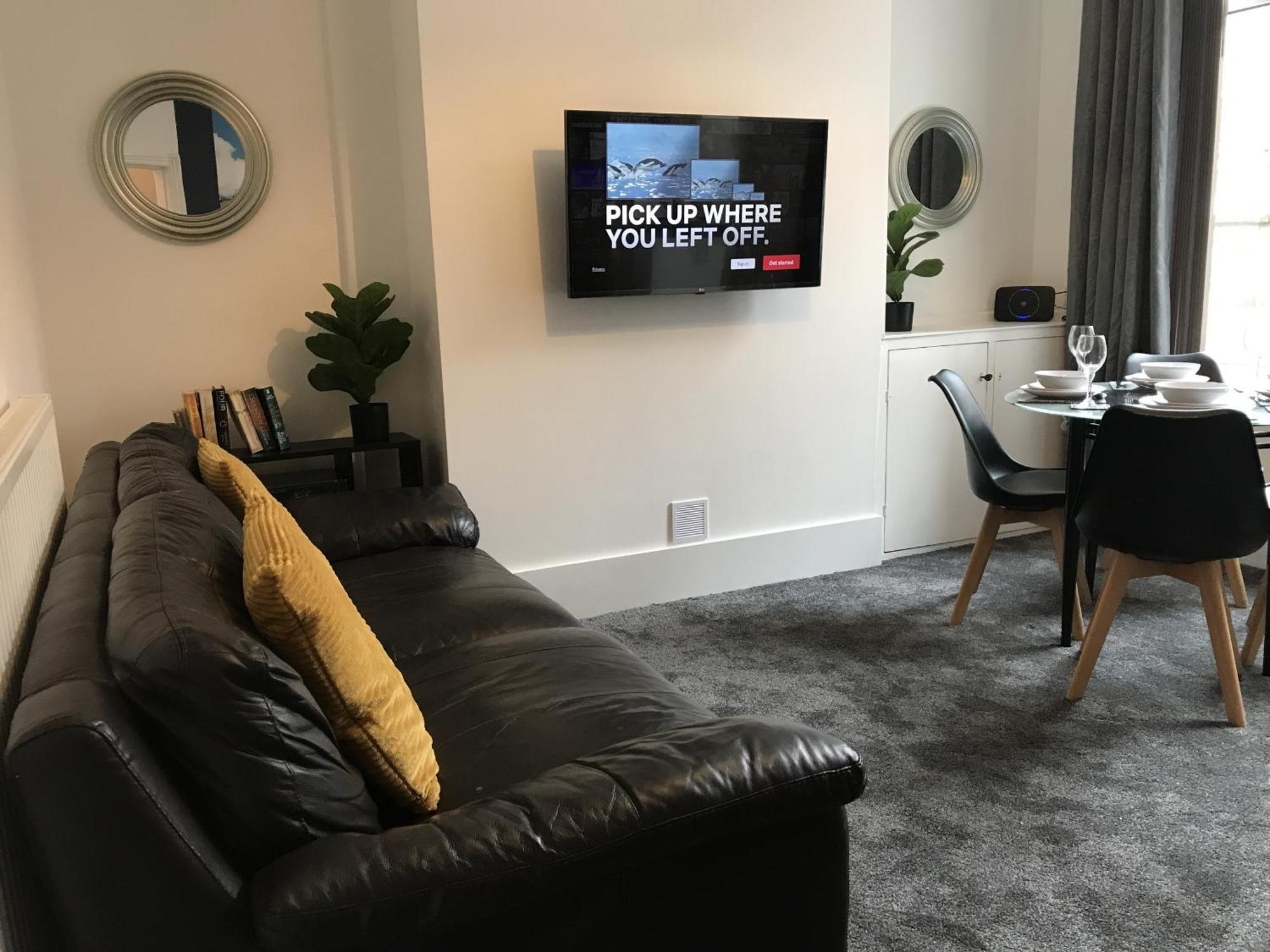 Bright Spacious 3-Bed With Office & Patio, Preston Preston  Exterior foto